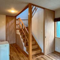 三鷹市上連雀の賃貸物件/1階：階段