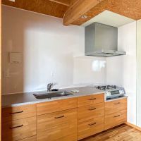 三鷹市上連雀の賃貸物件/2階：大きなキッチンもついています