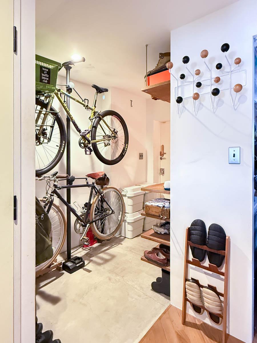 横浜市港北区富士塚の売買物件/自転車も置ける玄関土間スペース