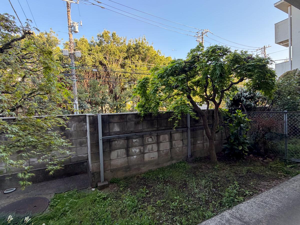 東京都渋谷区西原1丁目の賃貸物件/ゆとりのある専用庭。せっかくなら使いこなしたい