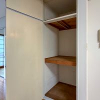 東京都渋谷区西原1丁目の賃貸物件/LDK側の収納