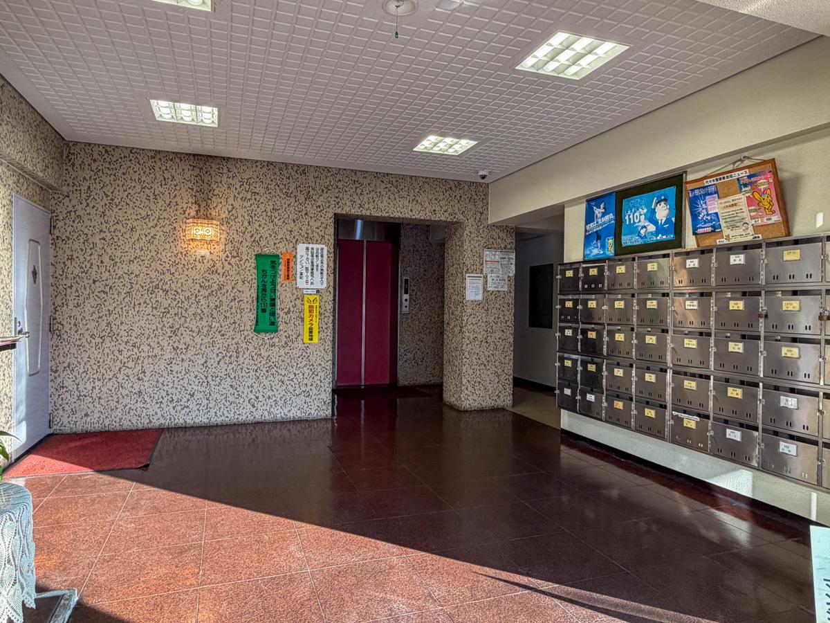 東京都渋谷区西原1丁目の賃貸物件/エントランス