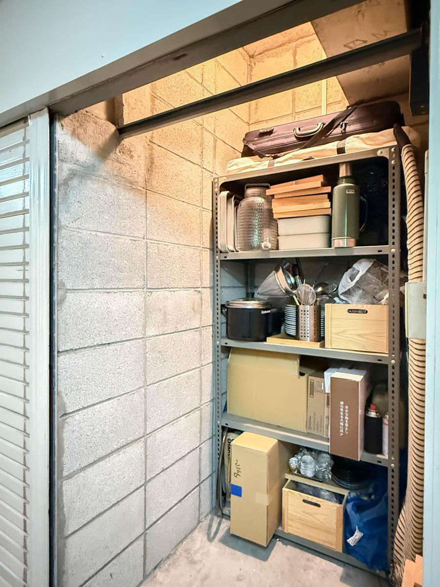 新宿区市谷左内町の賃貸物件/置いてあるラックもそのまま利用可能です