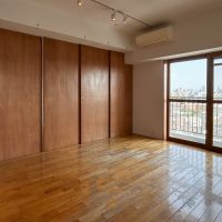 新宿区下落合の賃貸物件/リビングには可動式の襖が付いているため、部屋を区切ることができます