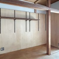 練馬区旭丘の賃貸物件/以前の入居者さんが取り付けた可動式の棚板が残っています