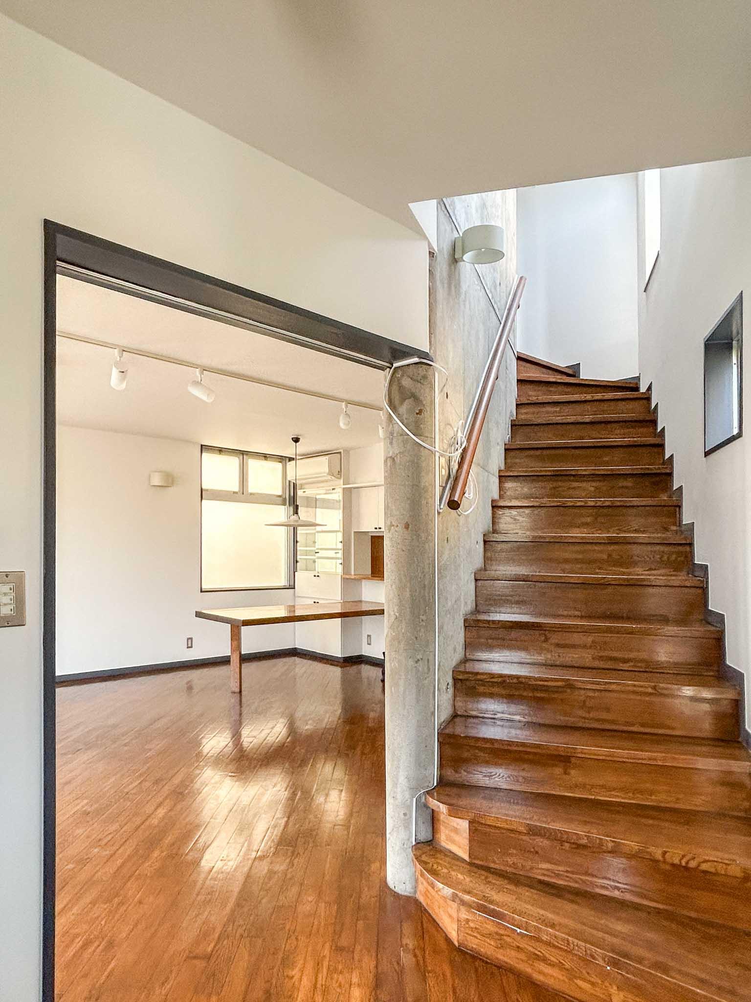 大田区南馬込の賃貸物件/階段（1階～2階）