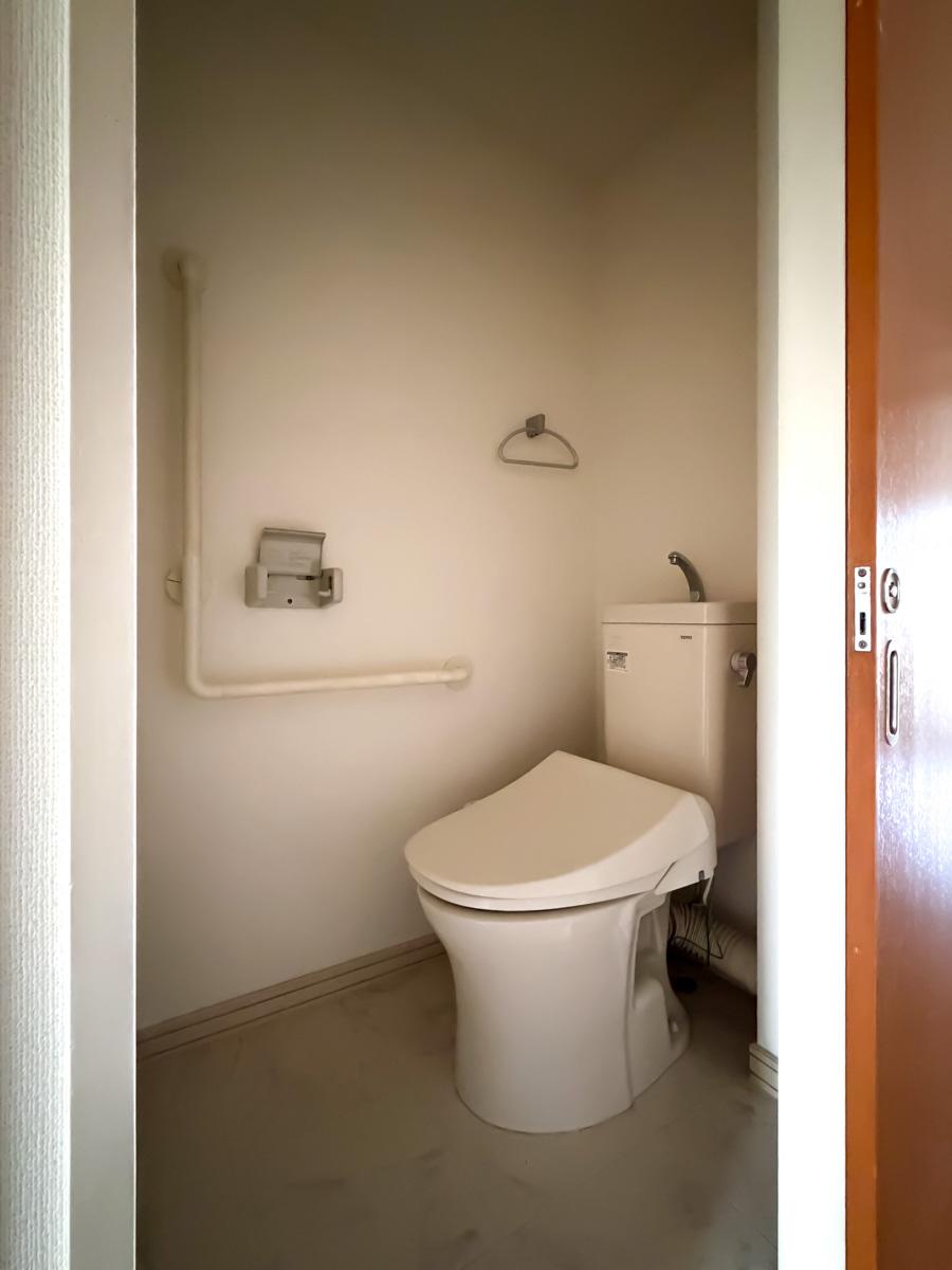 東京都新宿区下落合の賃貸物件/トイレ