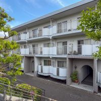 東京都新宿区下落合の賃貸物件/外観。北側南側ともに緑が多く良い雰囲気です