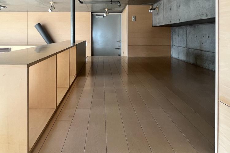 新宿区上落合の賃貸物件/ロフト脇にも棚があります