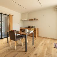 調布市深大寺東町の賃貸物件/無垢フローリングがつくる、温かな空気