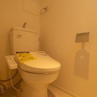 調布市深大寺東町の賃貸物件/ウォシュレット付きトイレ