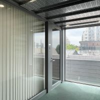 武蔵野市御殿山の賃貸物件/4F：バーチカルブラインドで目隠しも可能です