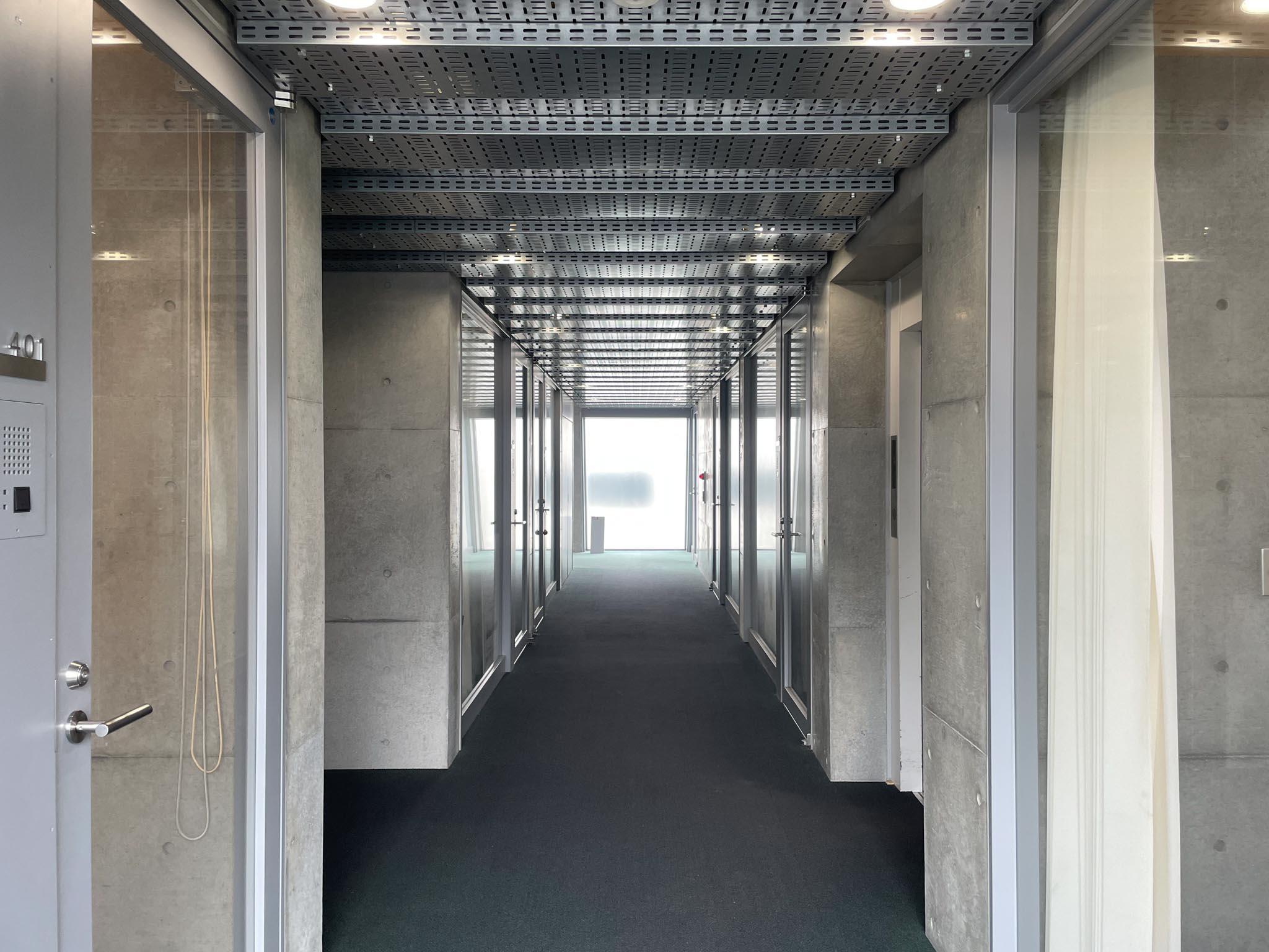 武蔵野市御殿山の賃貸物件/4F：共用部。他の区画も全て同じ仕様です