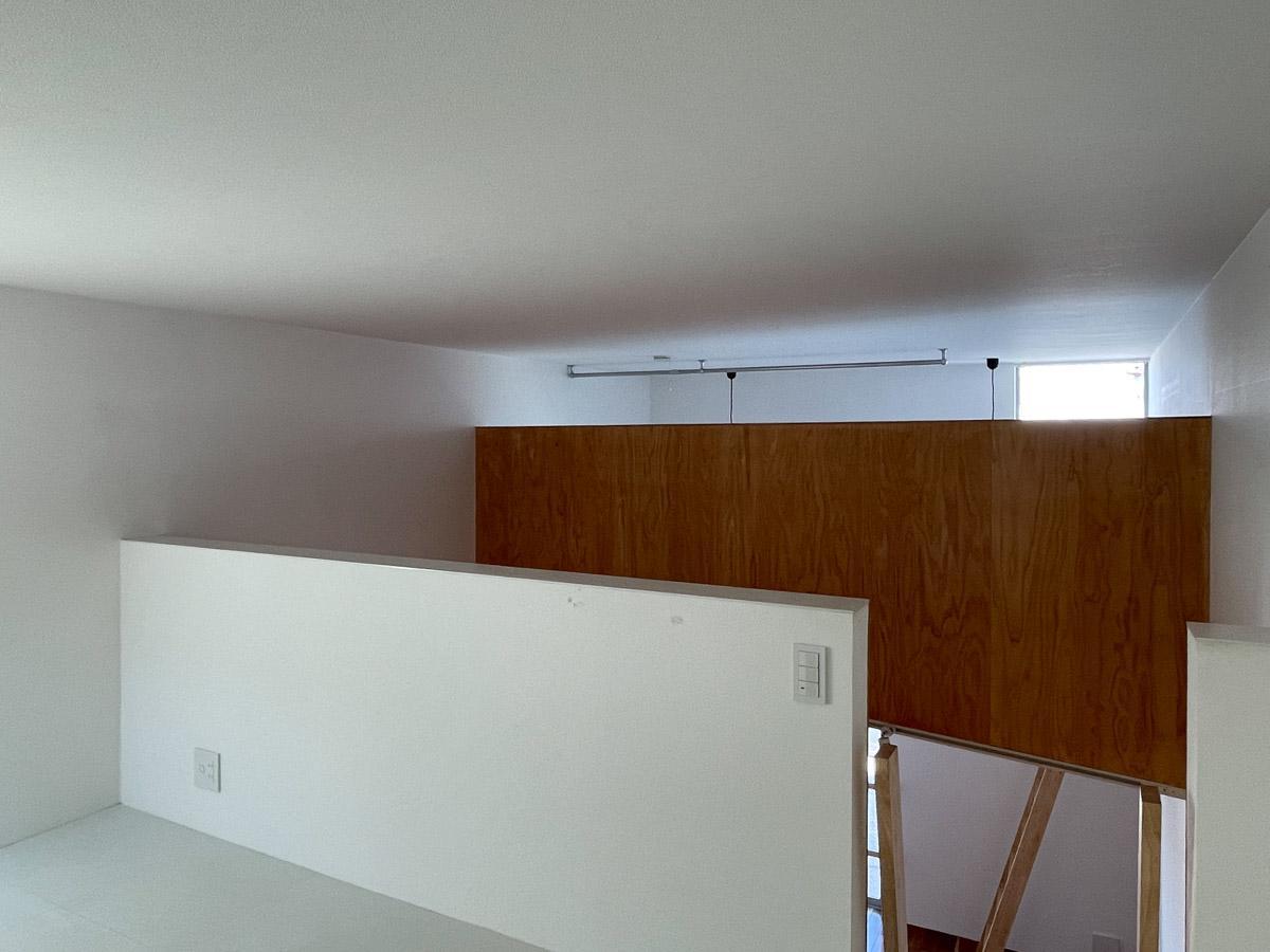 杉並区阿佐谷北の賃貸物件/西側のロフトから東側のロフトに向かって