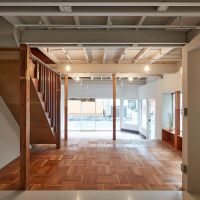 荒川区荒川の賃貸物件/1階：正面出入り口の方をみる