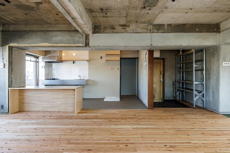 横浜市神奈川区松本町の賃貸物件/














鎌倉Ｒ不動産と地元工務店が組んで、横浜のマンションの一室を賃貸区画として改修しました！