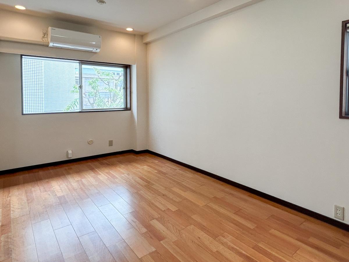 渋谷区渋谷の賃貸物件/リビング別角度から