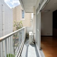 渋谷区渋谷の賃貸物件/ベランダ。洗濯物はこのスペースで干すことはできません