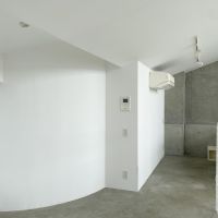 大田区石川町の賃貸物件/上階：部屋と部屋の曲がり角はアーチを描いています