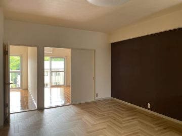 目黒区中根の賃貸物件/大きなテーブルをひとつ