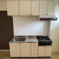 目黒区中根の賃貸物件/キッチン。右手に冷蔵庫は入りません