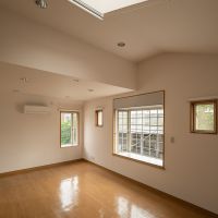 世田谷区新町の賃貸物件/リビング。天井高にも余裕があります