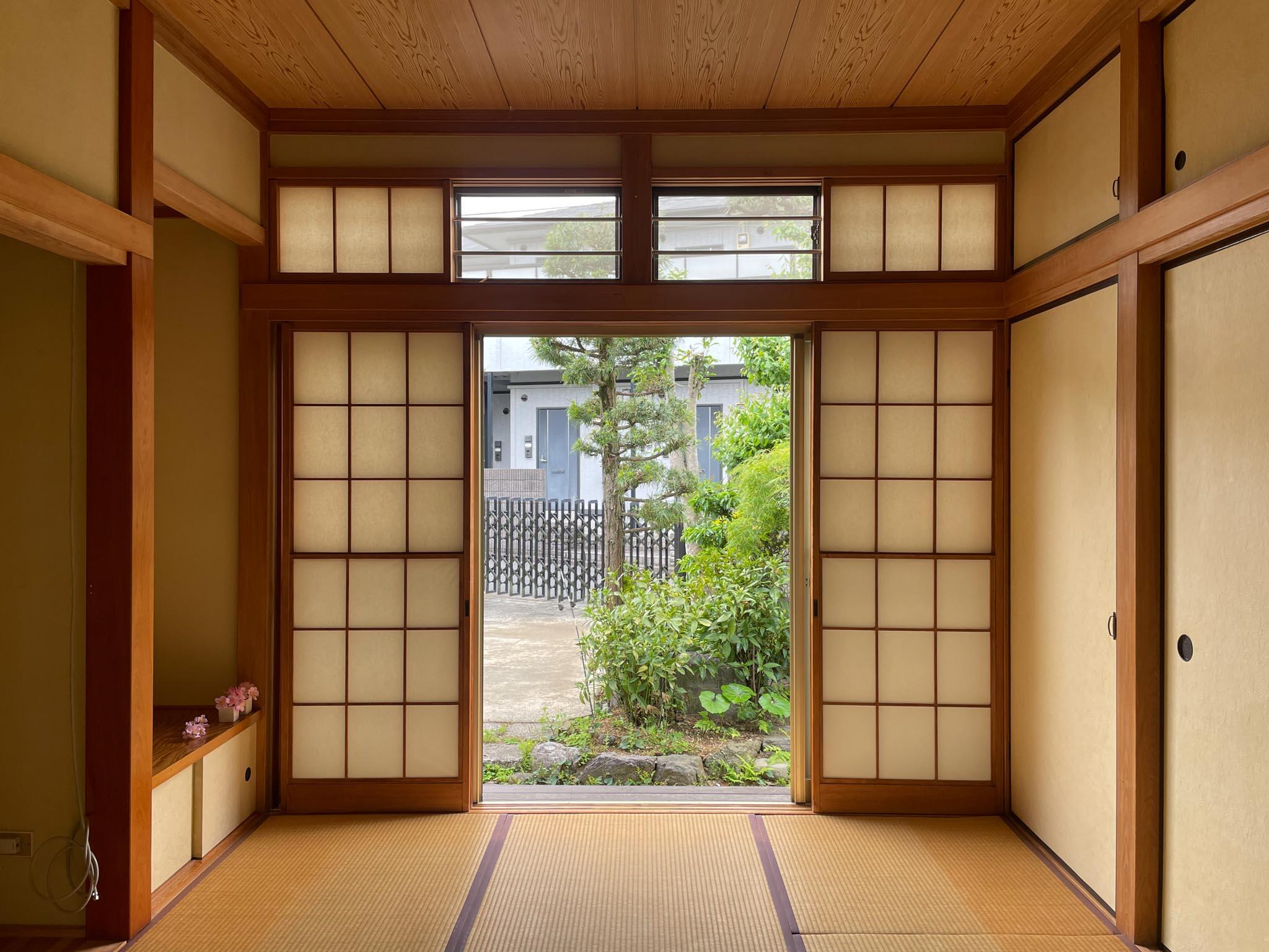 杉並区天沼の賃貸物件/1F：襖の先に緑が見える...