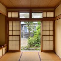 杉並区天沼の賃貸物件/1F：襖の先に緑が見える...