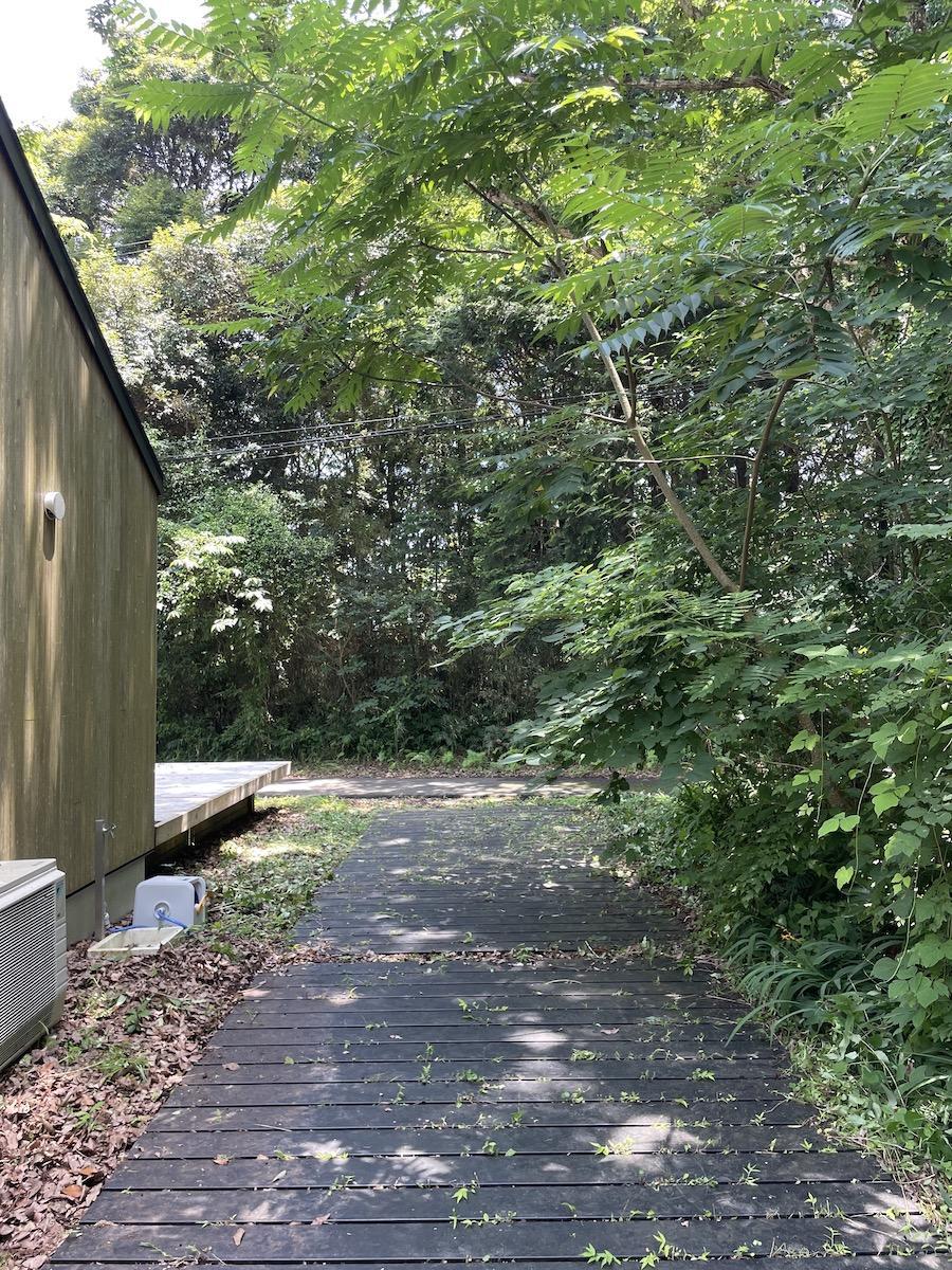 千葉県いすみ市岬町椎木の売買物件/枕木を配置するとこんな雰囲気にできる