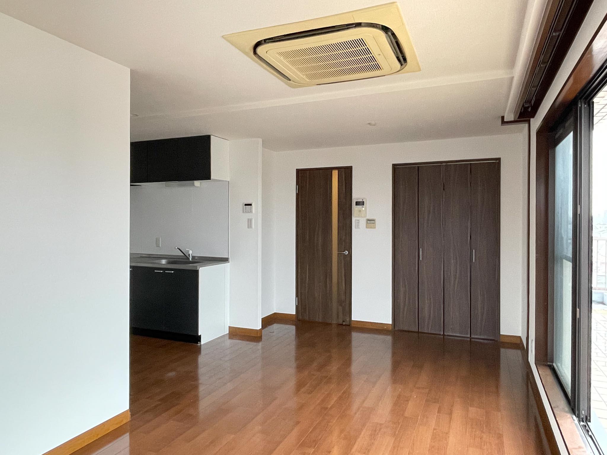 荒川区東尾久の賃貸物件/リビングを南に向かって