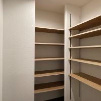 荒川区東尾久の賃貸物件/シューズクローゼットはたっぷり。キャンプギアも置けます