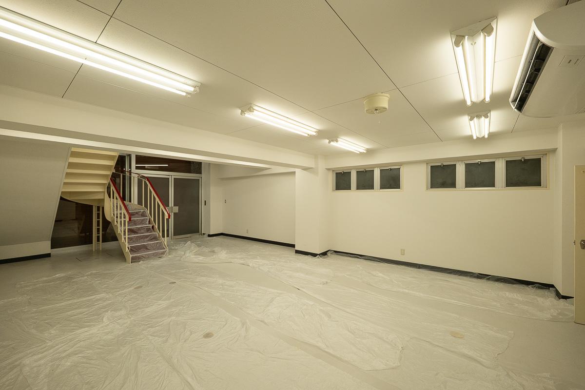 千代田区東神田の賃貸物件/天井高は約2.4m