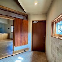 長野県安曇野市穂高有明の売買物件/1階玄関