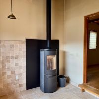 長野県安曇野市穂高有明の売買物件/デンマーク・HETA社製の薪ストーブ