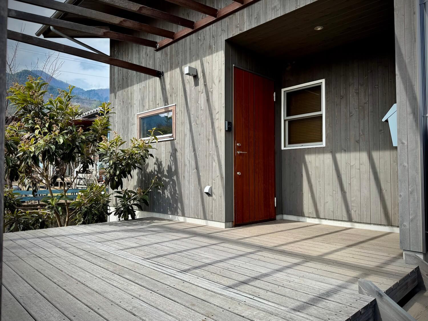 長野県安曇野市穂高有明の売買物件/玄関