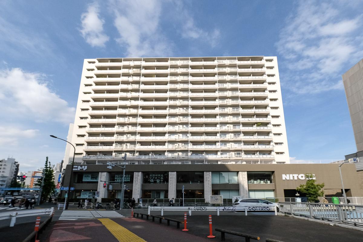 目黒区中目黒の賃貸物件/中目黒駅を降りて、山手通りを少し下ったところにある、大規模分譲マンション