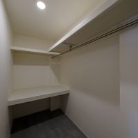 目黒区中目黒の賃貸物件/広いウォークインクローゼット