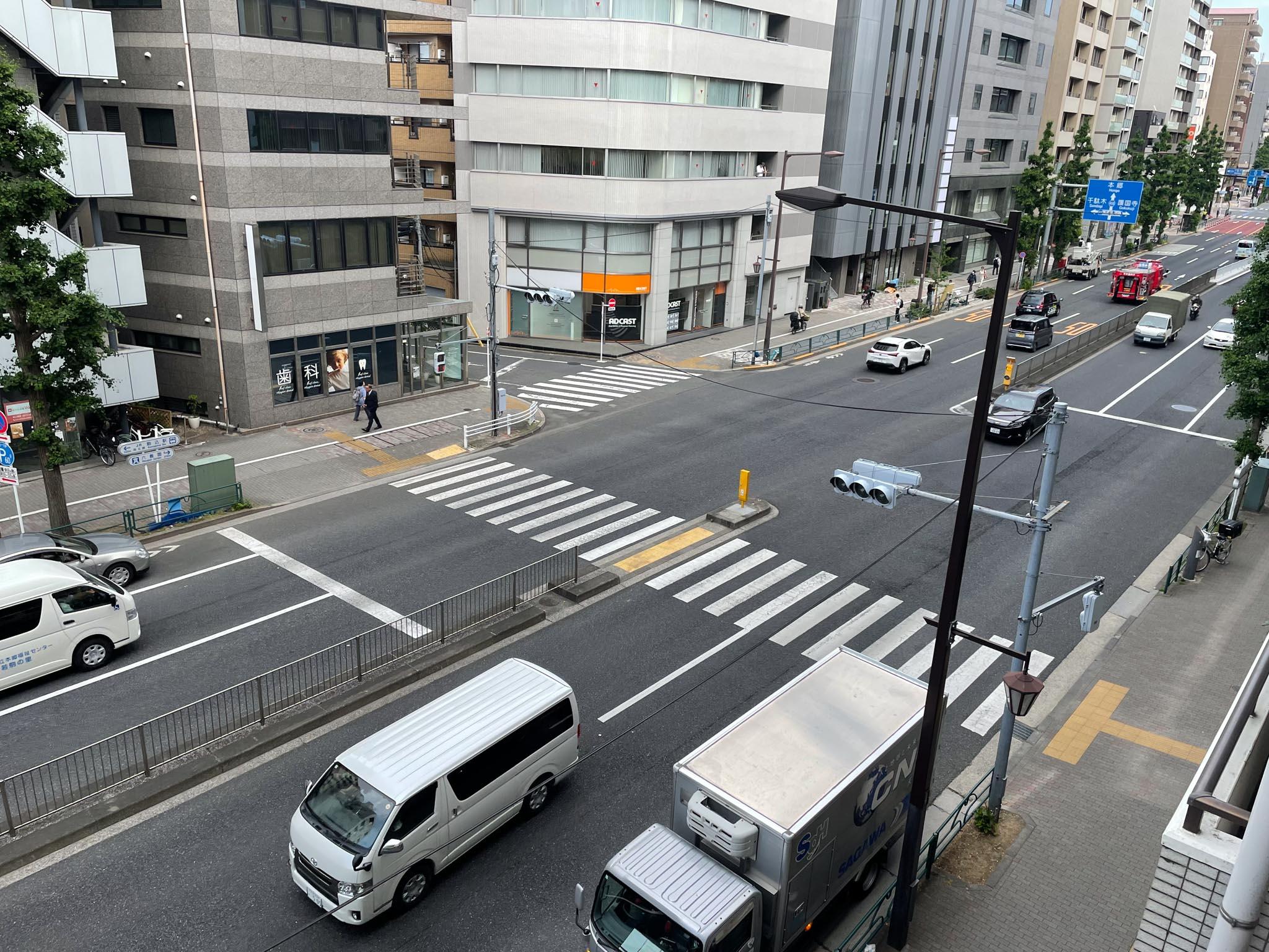 文京区本駒込の賃貸物件/大通りに面しているので車の走行音がかなり聞こえてきます