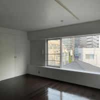 文京区本郷の賃貸物件/上階、8.8畳洋室：こちらは寝室に
