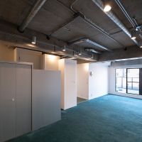 港区元麻布の賃貸物件/むき出しの配管がラフで良い雰囲気