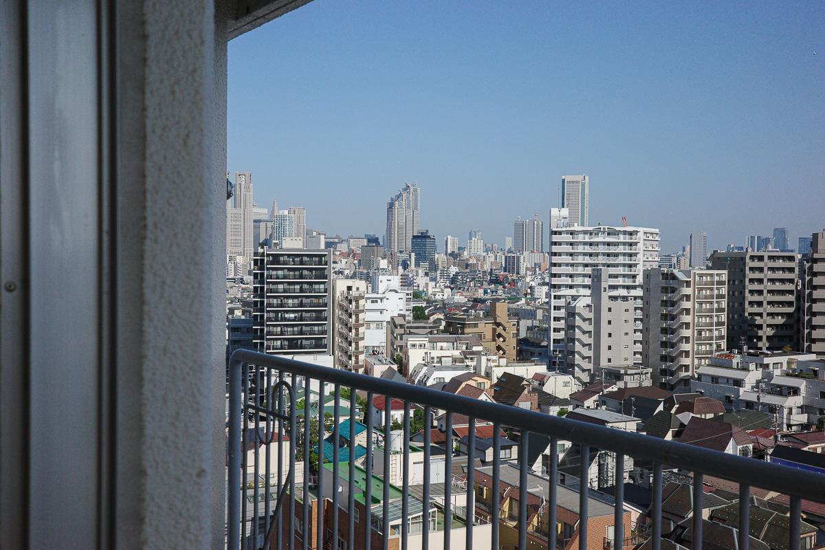中野区本町の賃貸物件/東側の新宿方面