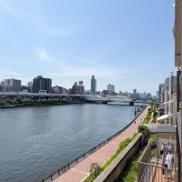 台東区駒形の賃貸物件/部屋から蔵前方向への視点