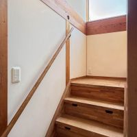 品川区小山台の売買物件/階段