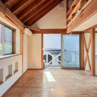 品川区小山台の売買物件/窓が多くて、気持ちいい