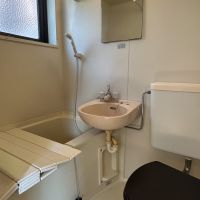 荒川区西日暮里の賃貸物件/トイレ、バスルーム、洗面台は3点ユニット
