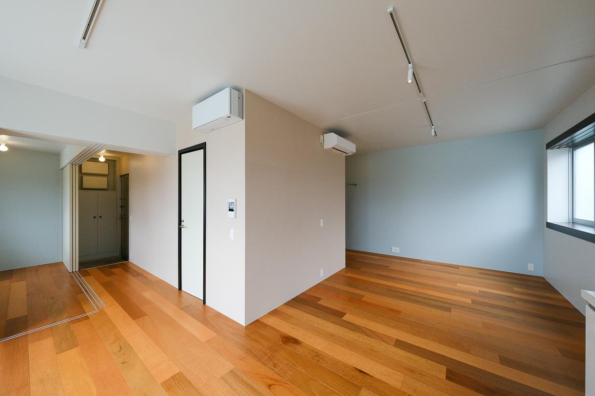 渋谷区上原の賃貸物件/角部屋で二面に窓があり、日当たりと風通しは良好
