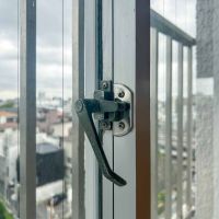 荒川区西日暮里の賃貸物件/昔ながらの引き寄せハンドルタイプ