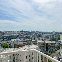 川崎市宮前区土橋の売買物件/つんと突き出した三角形のベランダから