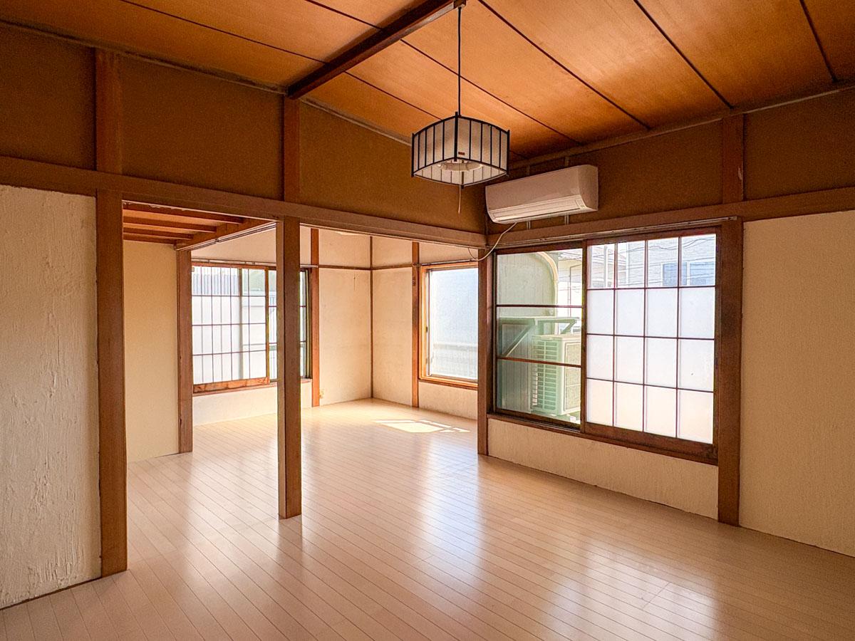 三鷹市井の頭の賃貸物件/2階　雨漏りの跡はなく、このままでも十分使えます
