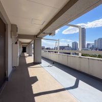 東京都港区赤坂の賃貸物件/玄関前も爽快です